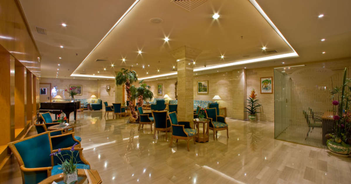 Een foto van het interieur van Hotel Lleo