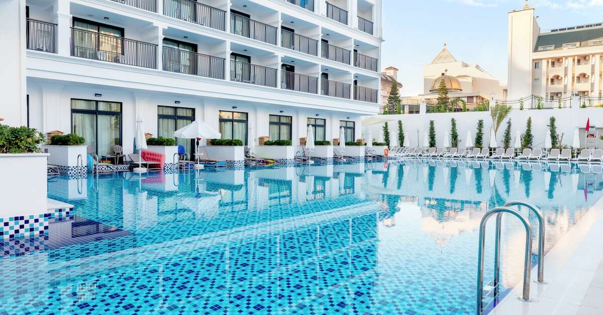 Een foto van het zwembad bij Side Royal Style Hotel
