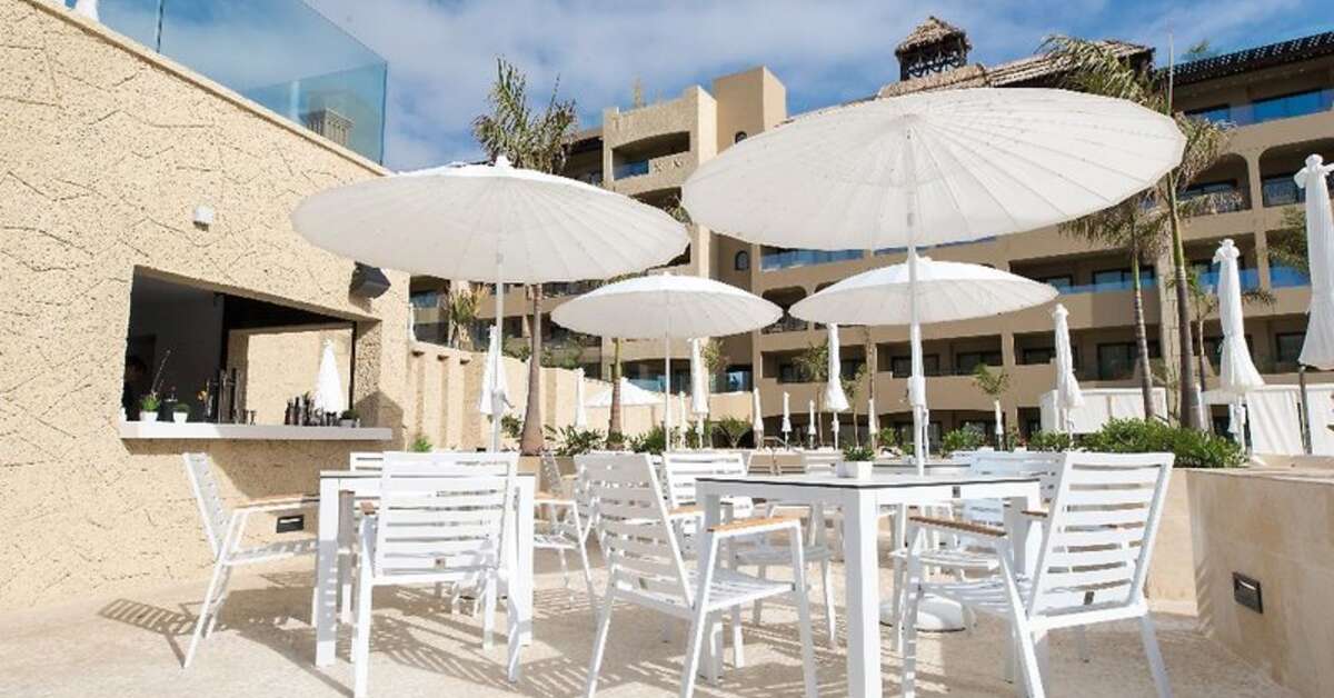 Een foto van het terras bij GF Victoria
