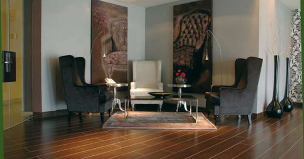 Een foto van het interieur van B bou Hotel La Vinuela & Spa