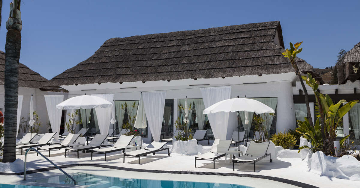 Een foto van het zwembad bij Hotel Suites Albayzin del Mar