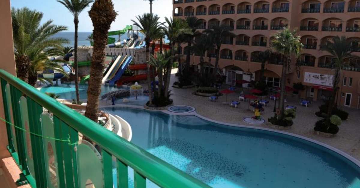 Ein Foto vom Pool im Hotel Marabout