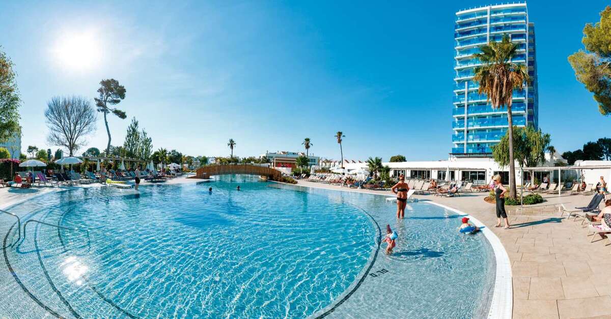 Ein Foto BG Tonga & Suites Tower Design Hotel