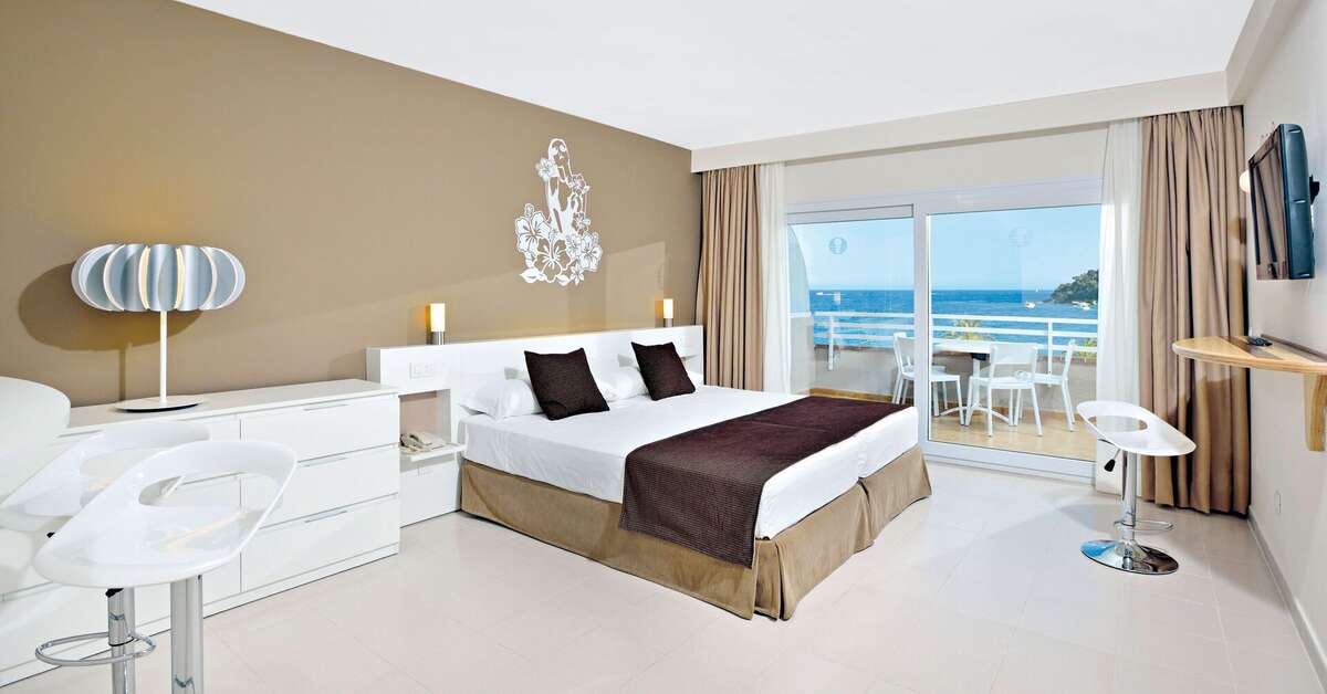 Ein Foto Innside by Melia Wave Calvia