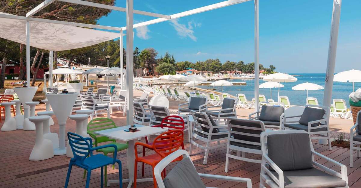 Een foto van het terras bij Appartementen Stella Plava Laguna
