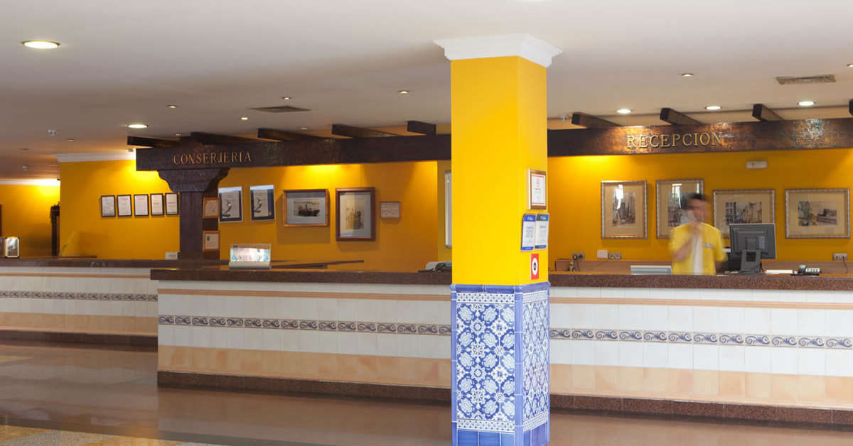 Een foto van het interieur van Best Roquetas