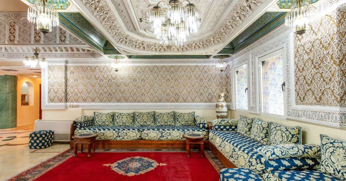 Een foto van het interieur van Hotel Akabar