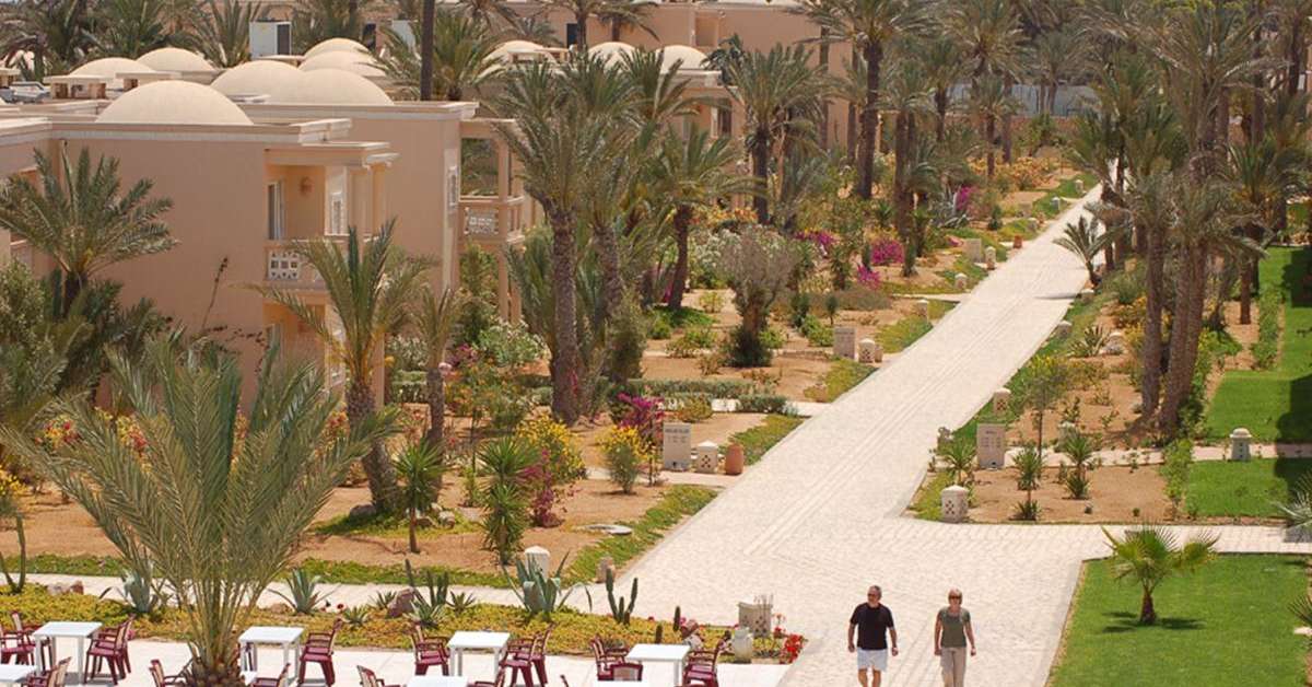 Een foto van het terras bij Zita Beach Resort