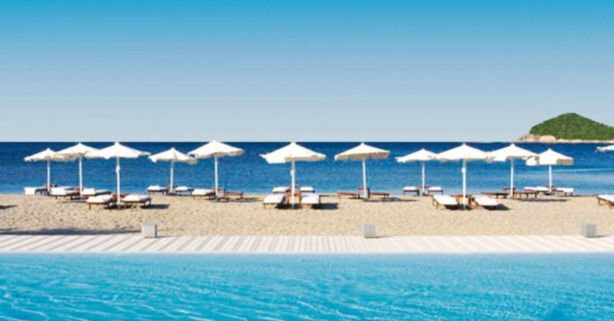 Een foto van het strand bij Hotel Plaza Resort