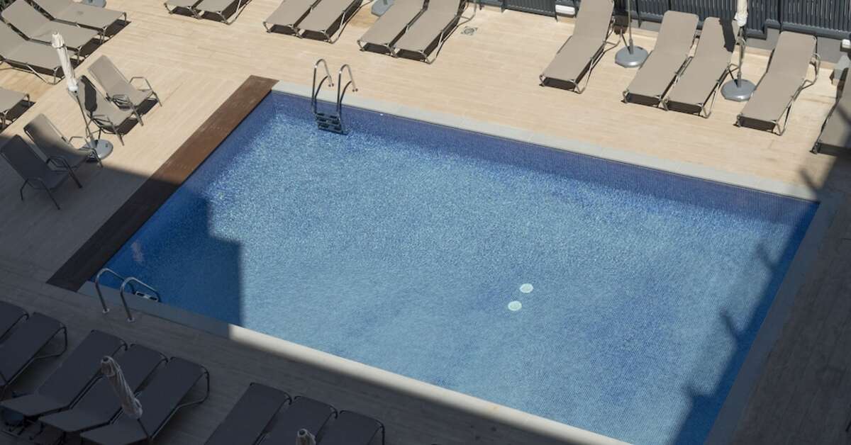 Een foto van het zwembad bij Hotel Rosamar Es Blau