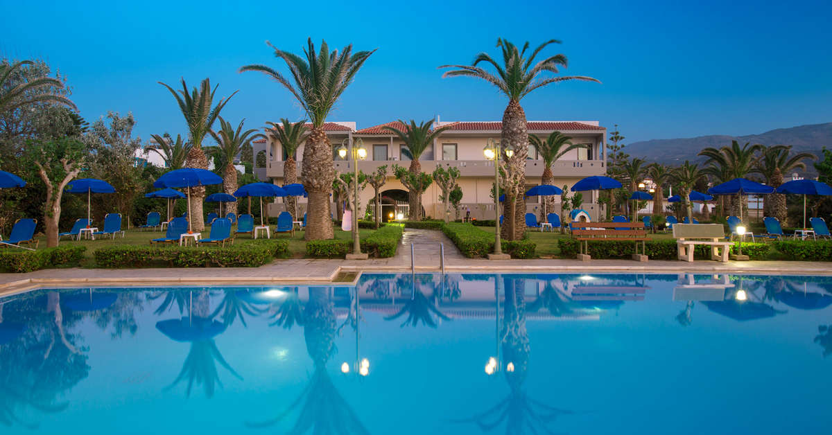 Een foto van het zwembad bij Marino's Beach Appartementen