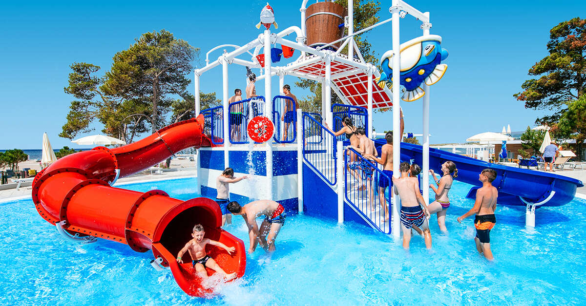 Een foto van het zwembad bij Zaton Holiday Resort Mobilehomes