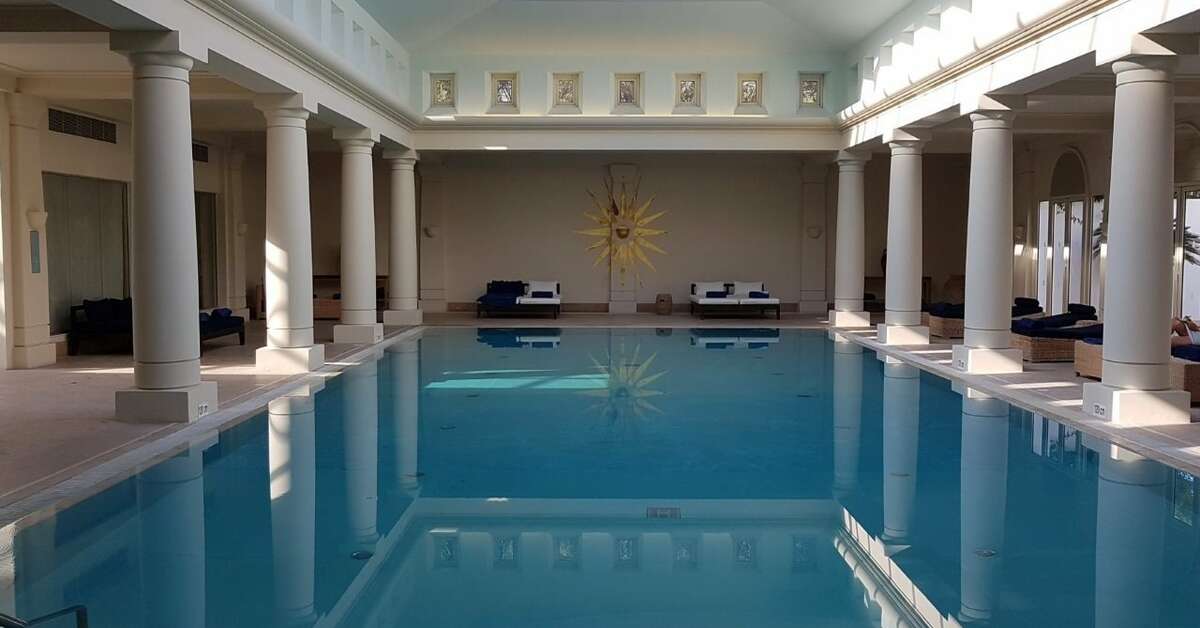 Een foto van het zwembad bij Anassa Hotel