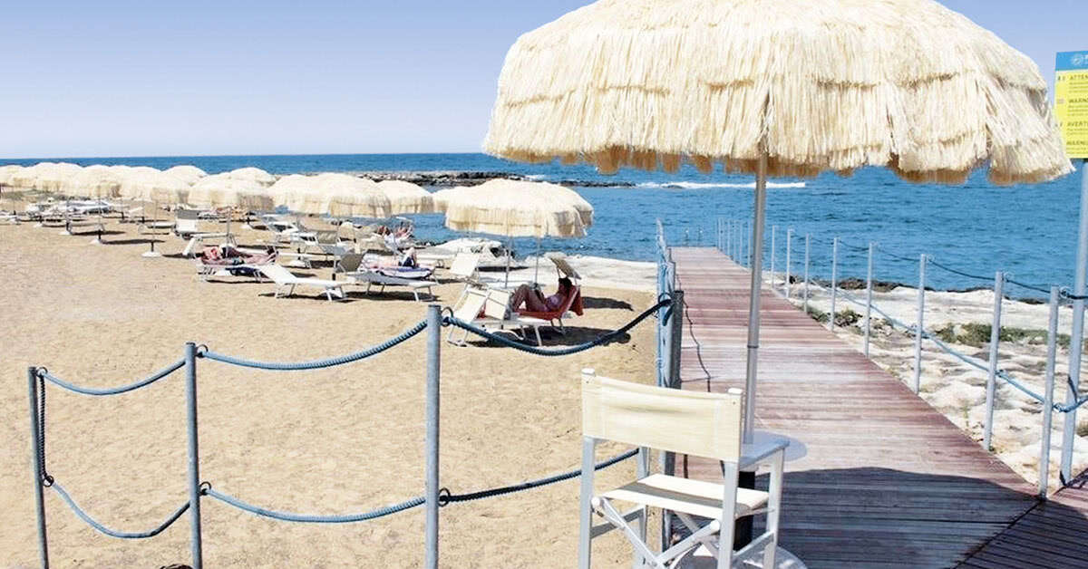 Een foto van het strand bij CDShotels Pietrablu Resort & Spa