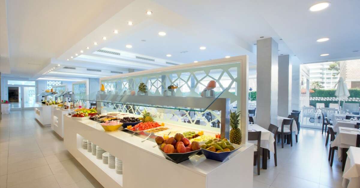 Een foto van de faciliteiten bij Aparthotel Playa de Muro Suites