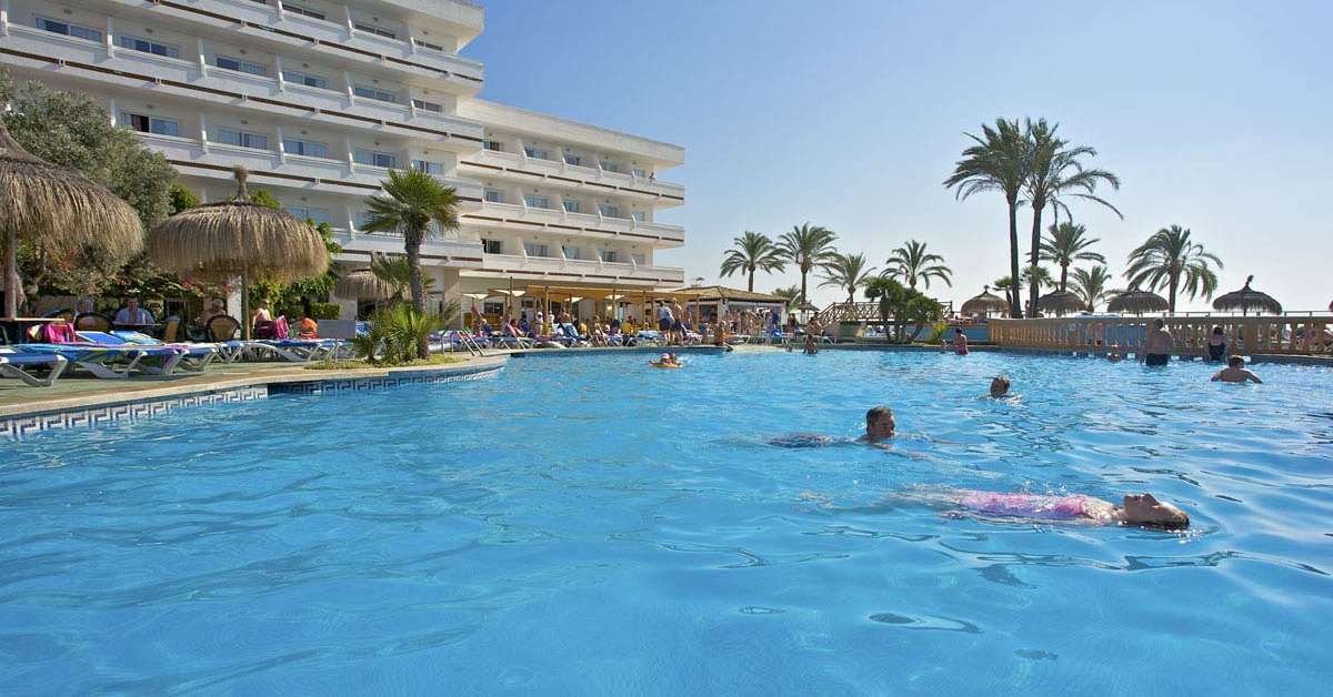 Een foto van het zwembad bij Hotel Condesa