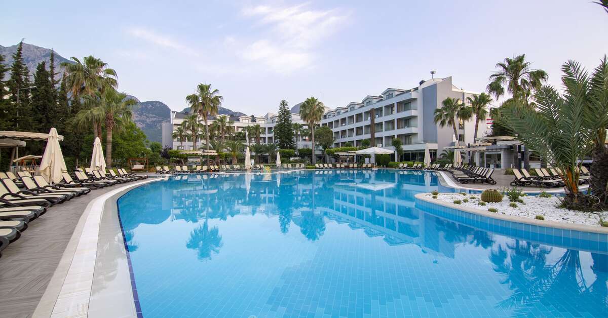 Een foto van het zwembad bij Fame Residence Goynuk