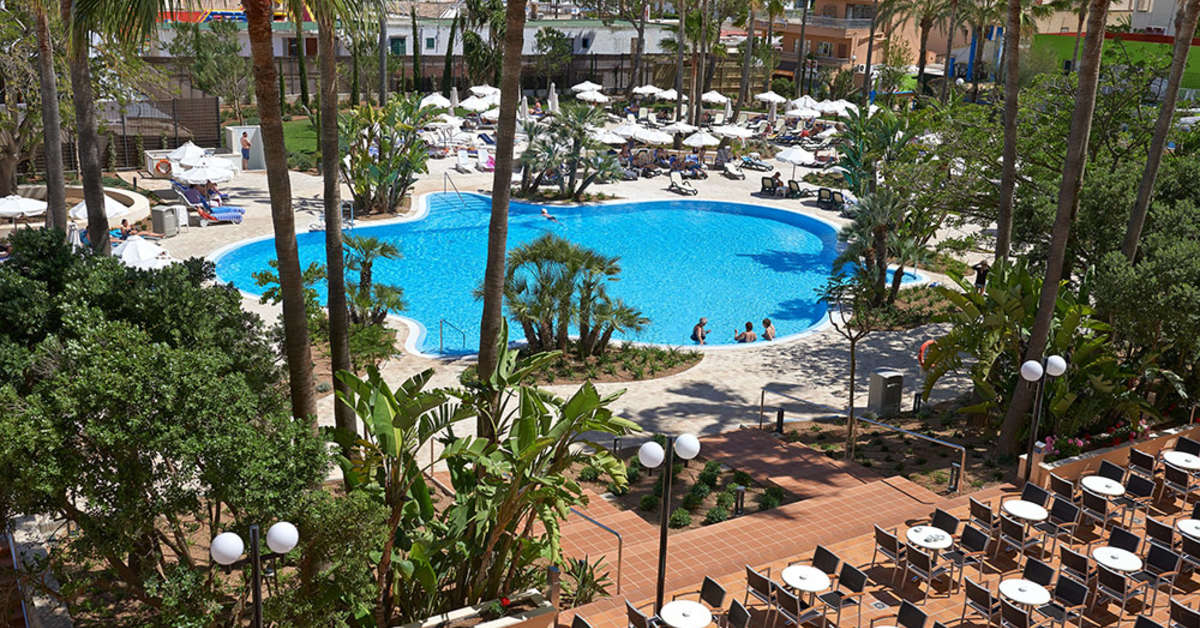Ein Foto vom Pool im Hipotels Said