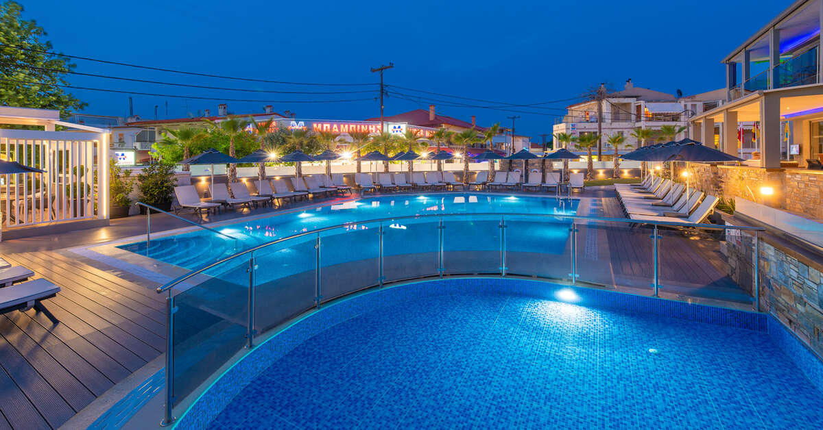 Een foto van het zwembad bij Dionysos Hotel & Studios