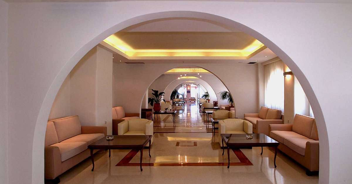 Ein Foto vom Innenbereich im Glaros Beach Hotel