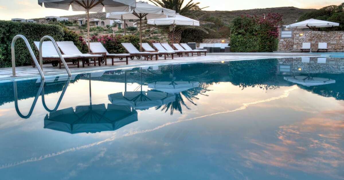 Een foto van het zwembad bij Paros Agnanti Hotel