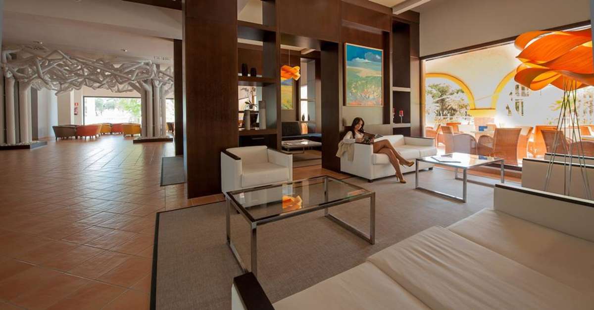 Een foto van het interieur van TUI Blue Isla Cristina Palace
