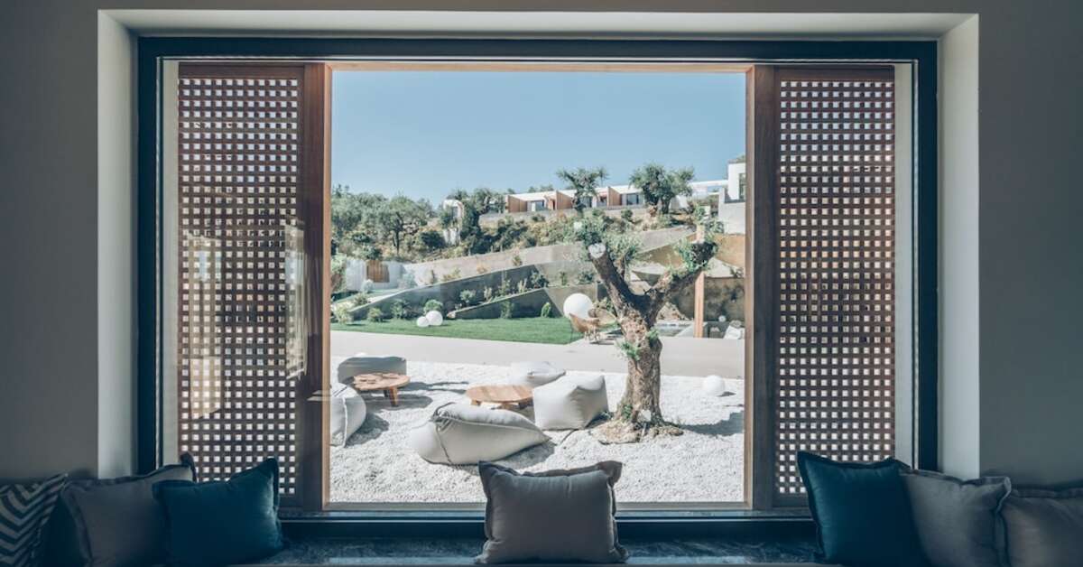 Een foto van het terras bij Zante Maris Suites