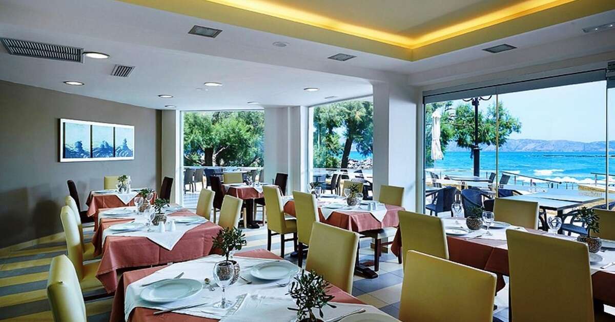 Ein Foto von den Einrichtungen im Molos Bay Hotel