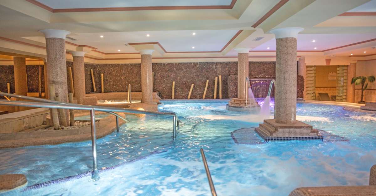 Ein Foto vom Pool im Bull Vital Suites & Spa