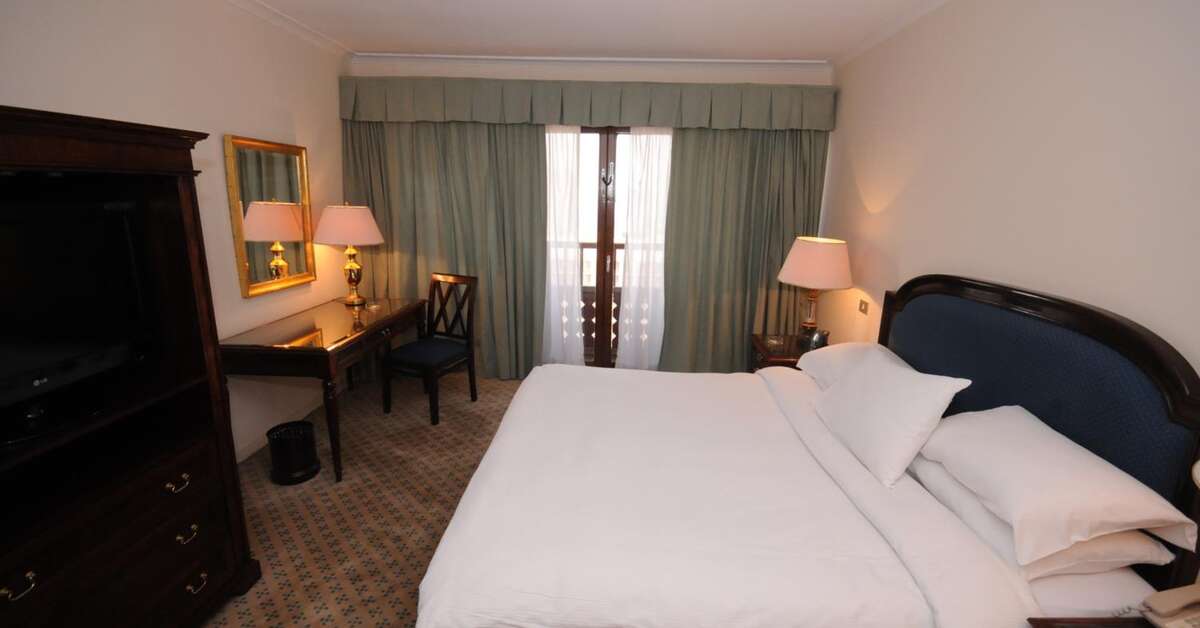 Ein Foto Hilton Cairo World Trade Center Residences