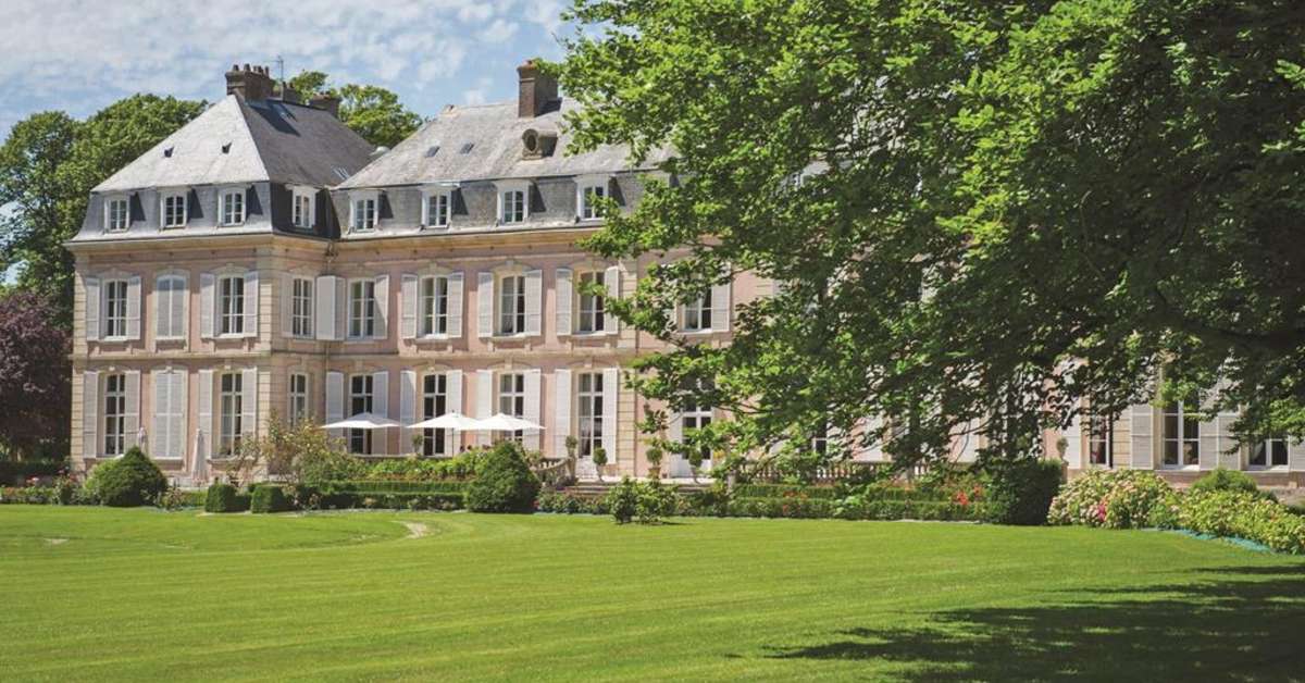 Een foto van de buitenkant van Hotel Chateau de Sissi