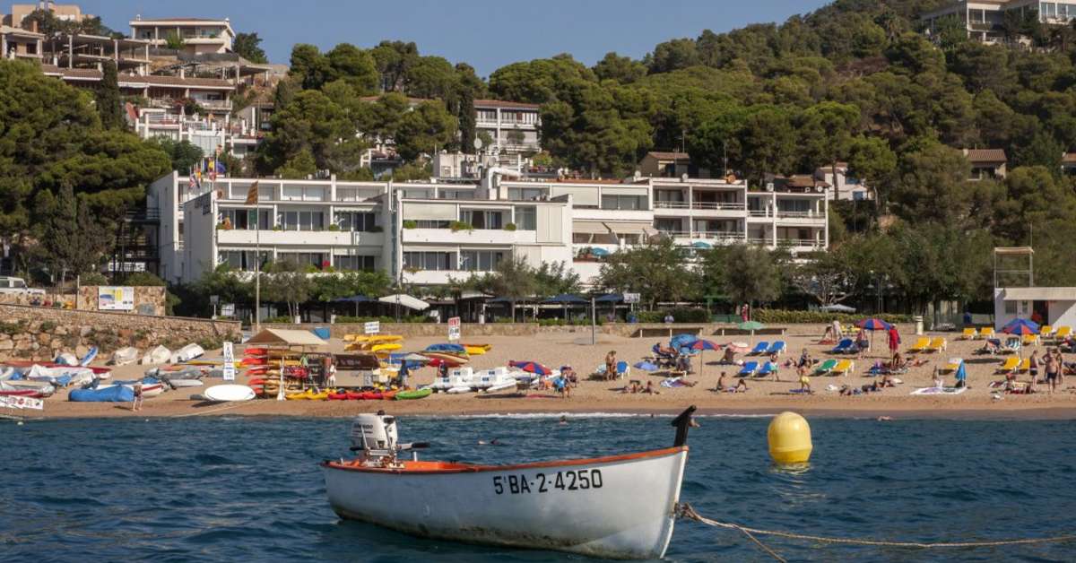 Een foto van de buitenkant van Hotel Golden Mar Menuda