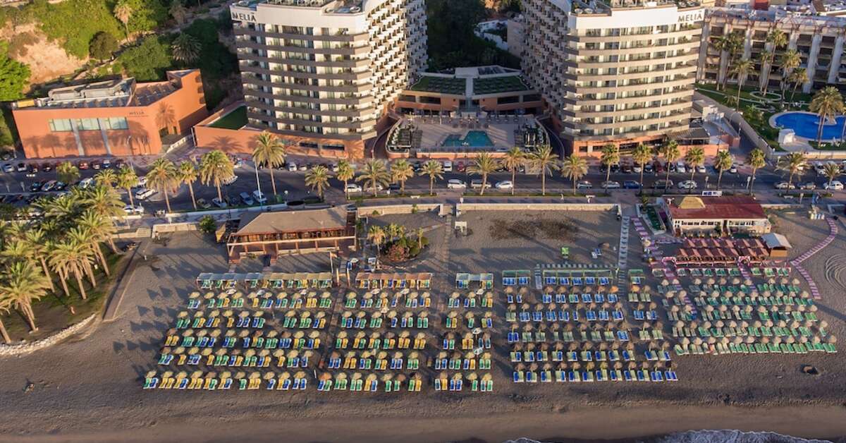 Een foto van de buitenkant van Melia Costa Del Sol
