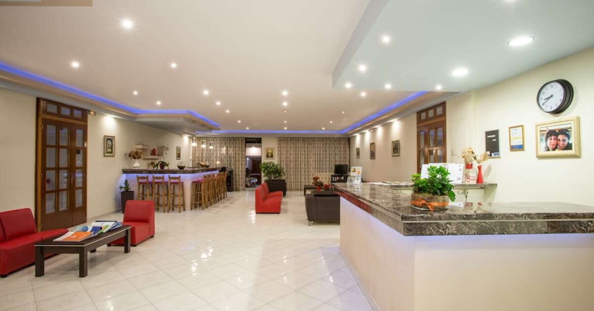 Een foto van het interieur van Meliton Hotel