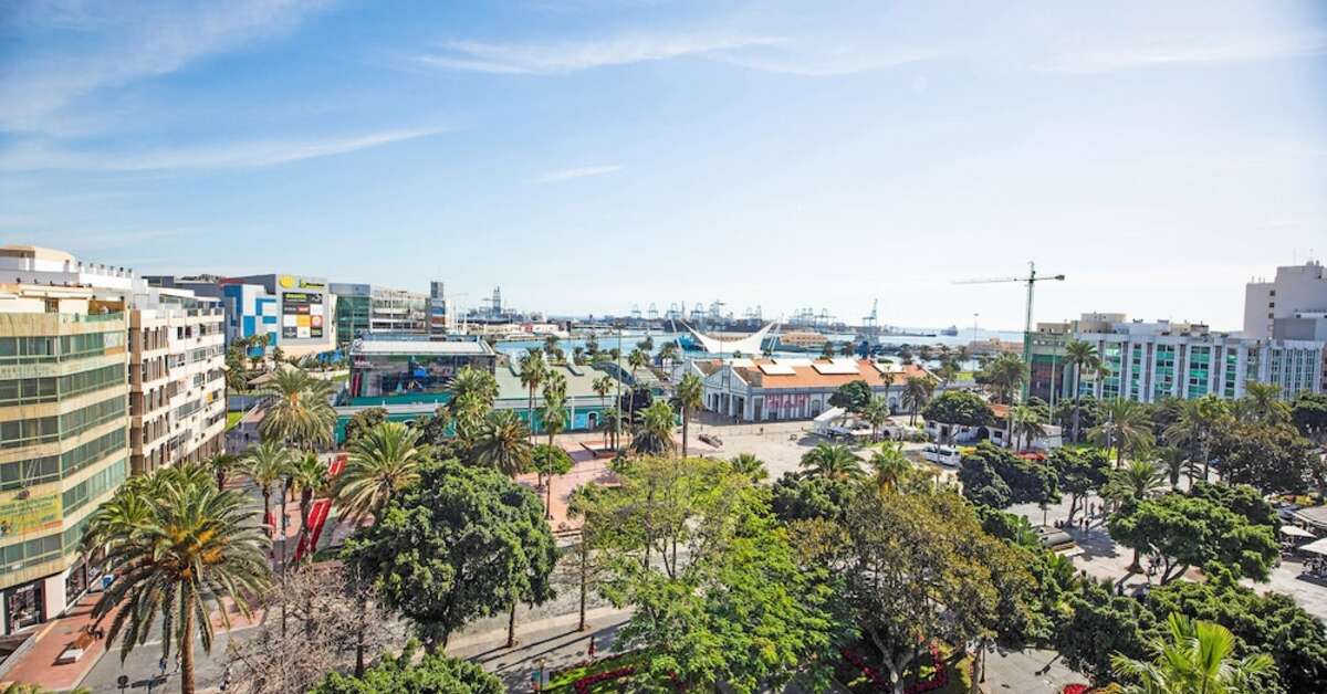 Een foto van de buitenkant van Miami Appartementen Santa Catalina