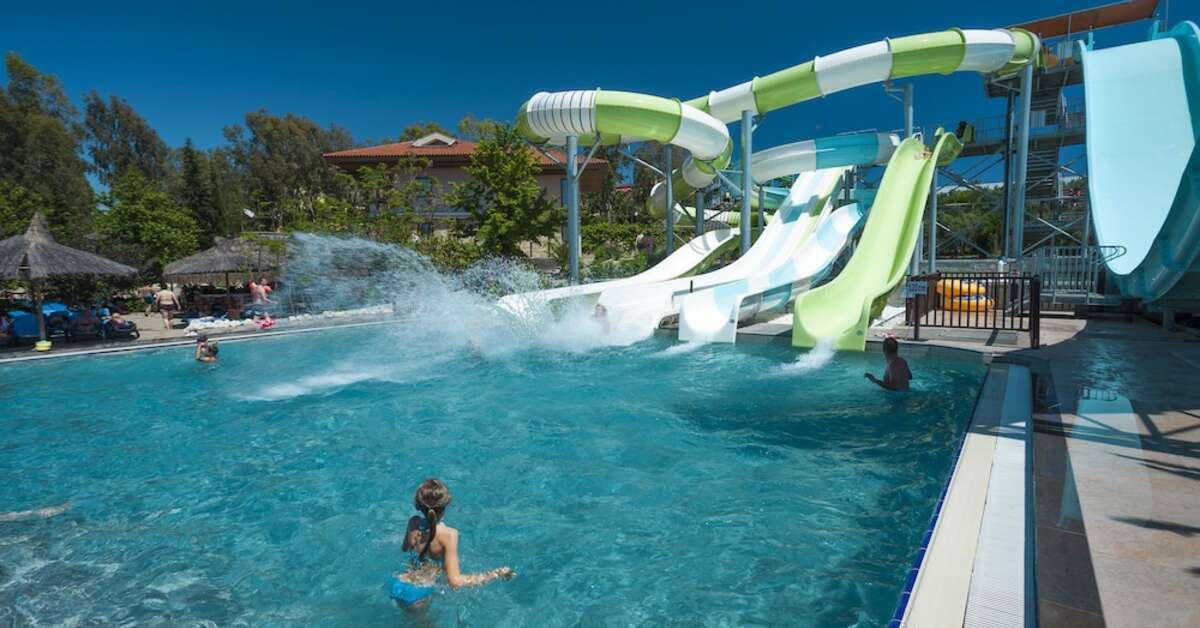 Ein Foto vom Pool im Club Grand Aqua