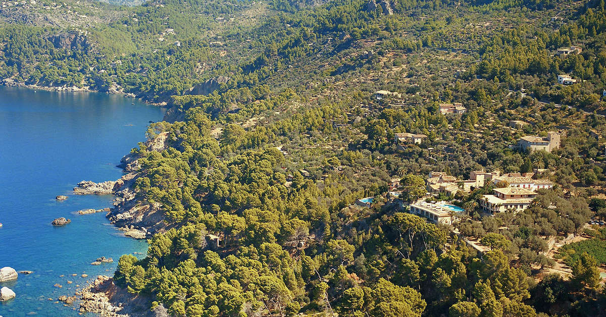 Een foto van de buitenkant van Hotel Hoposa Costa D'Or