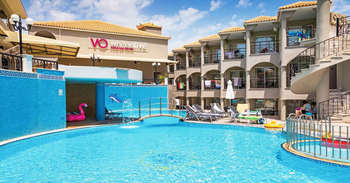 Een foto van een overzicht van White Olive Premium Hotel