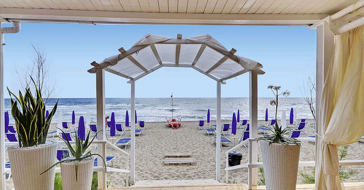 Een foto van het terras bij Hotel Le Palme Paestum