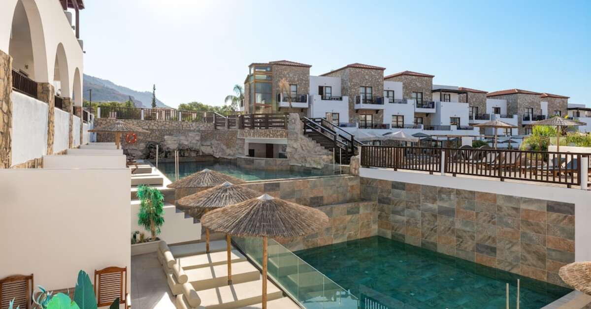 Een foto van het zwembad bij Costa Lindia Beach Resort