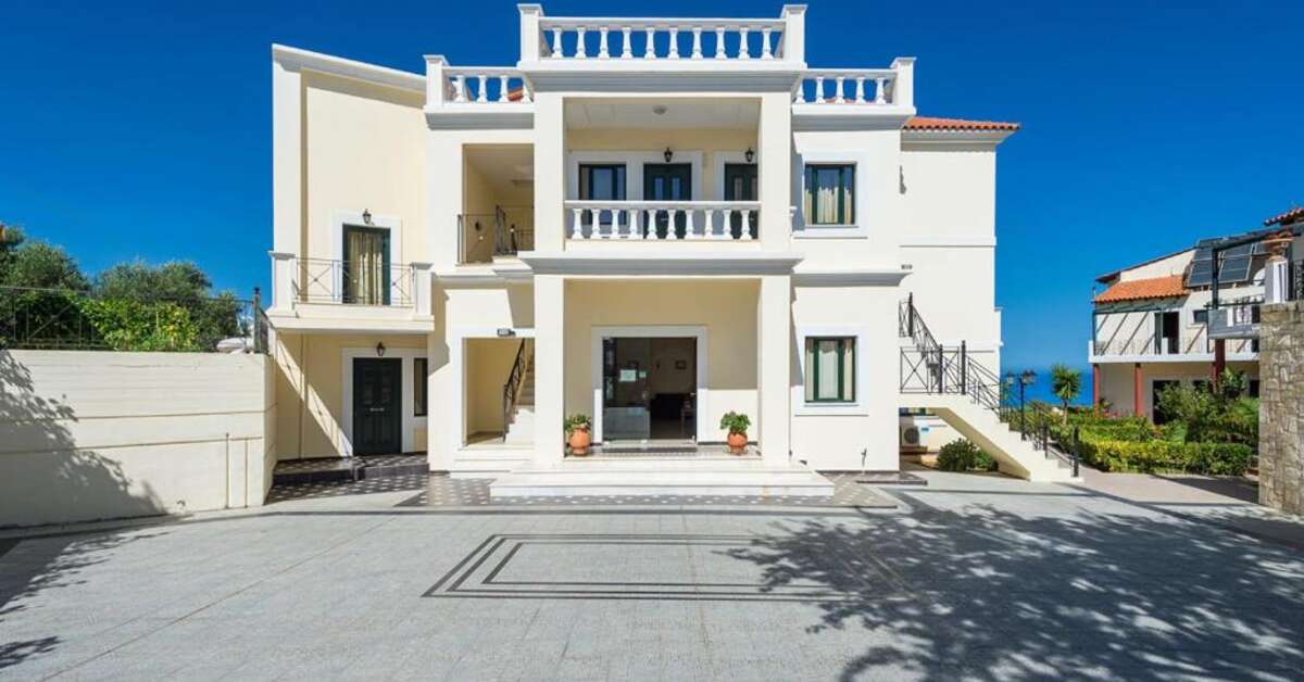 Een foto van de buitenkant van Antilia Appartementen