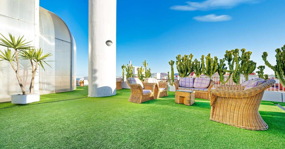 Een foto van het terras bij Bull Hotel Astoria