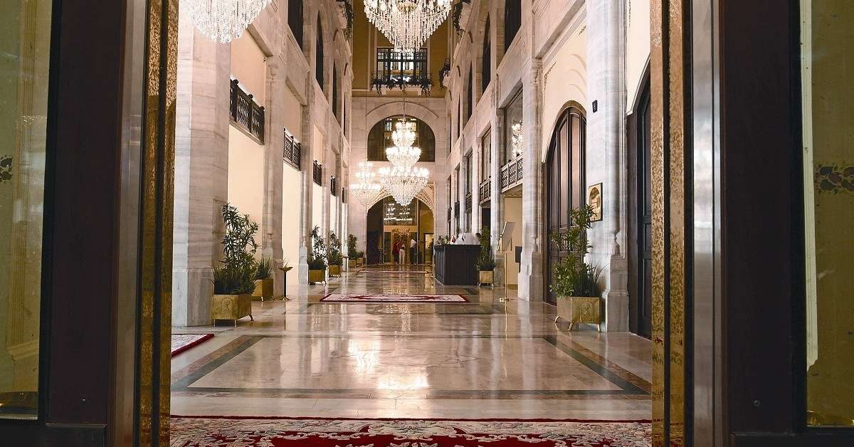 Ein Foto vom Innenbereich im Legacy Ottoman Hotel