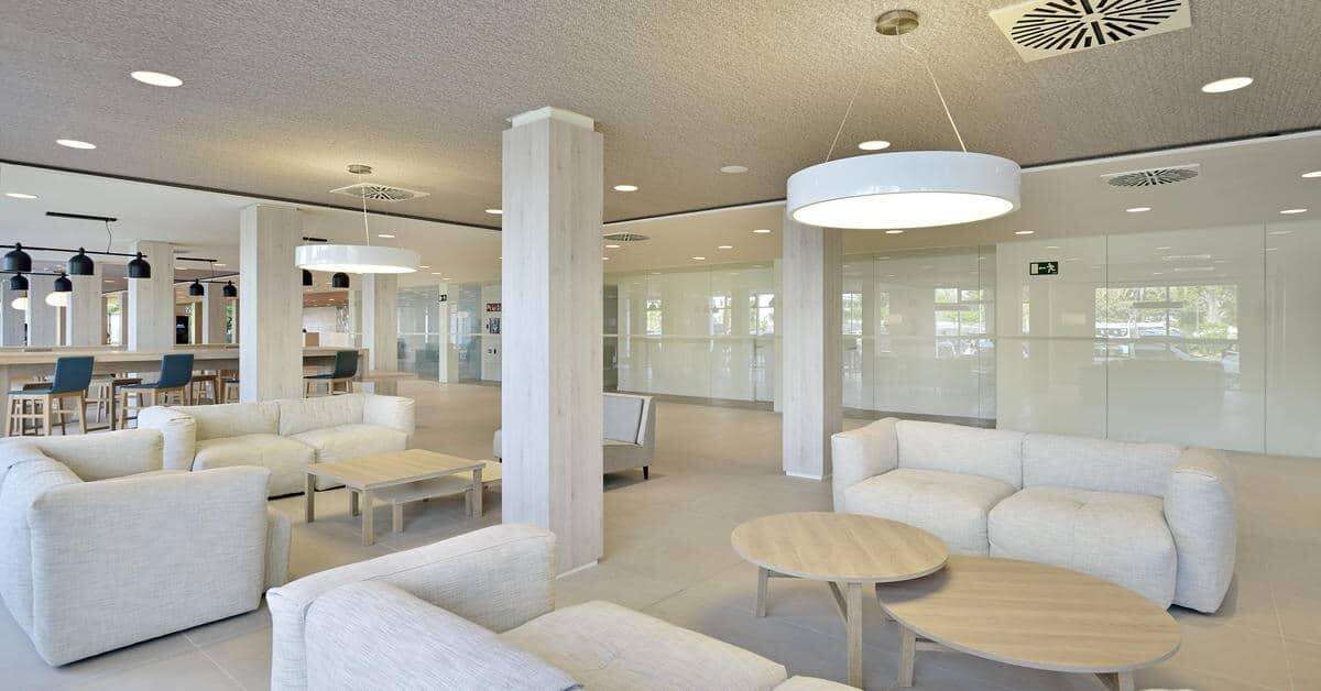 Een foto van het interieur van Sol Marbella Estepona Atalaya Park