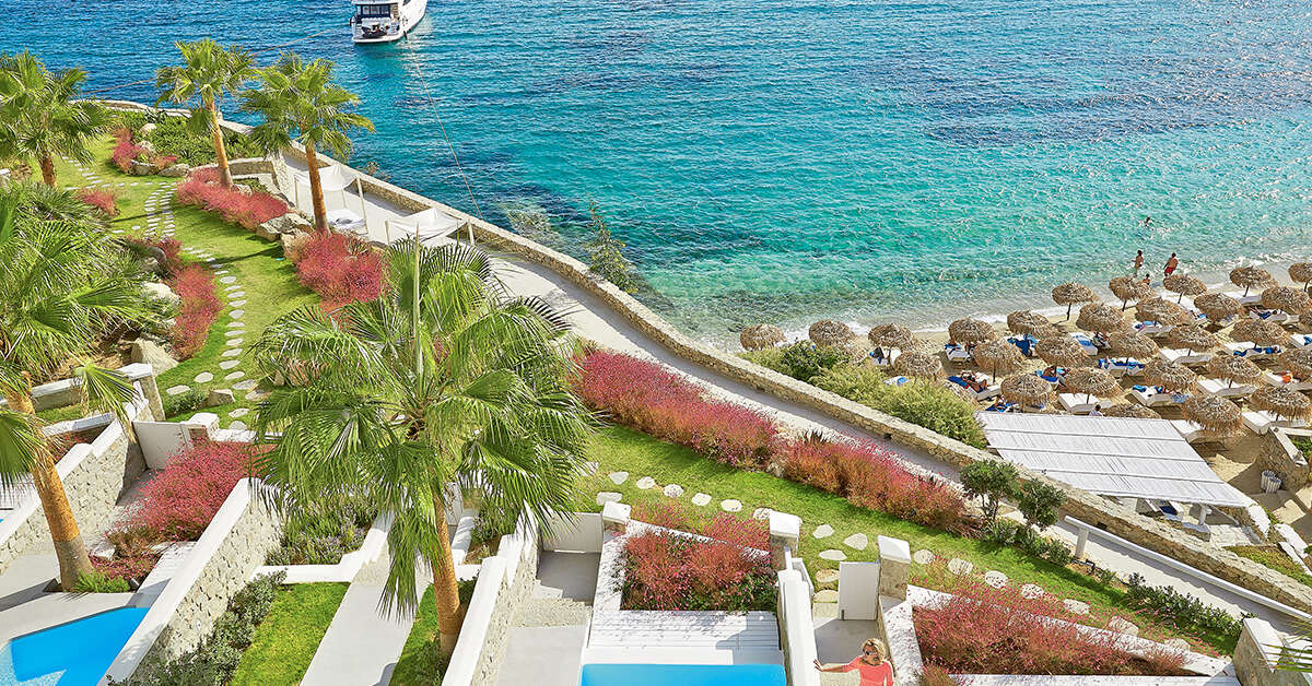 Een foto van het zwembad bij Mykonos Blu Grecotel Boutique Resort