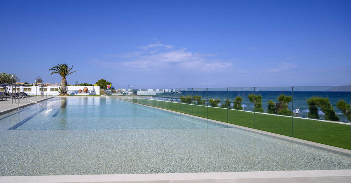 Een foto van het zwembad bij Smy Kos Beach & Splash