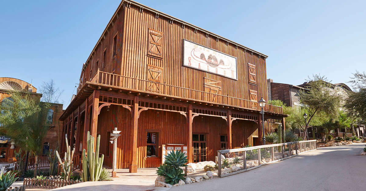 Ein Foto von der Außenansicht des PortAventura Hotel Gold River