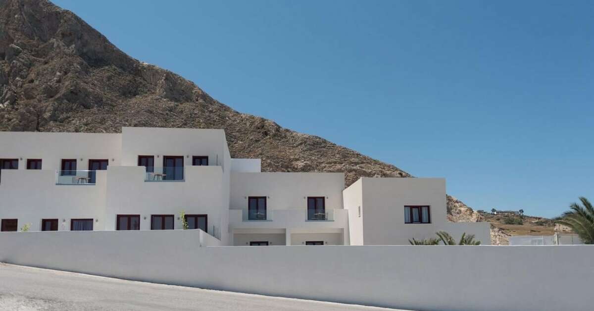 Een foto van de buitenkant van Mar 'n Mar Hotel & Suites