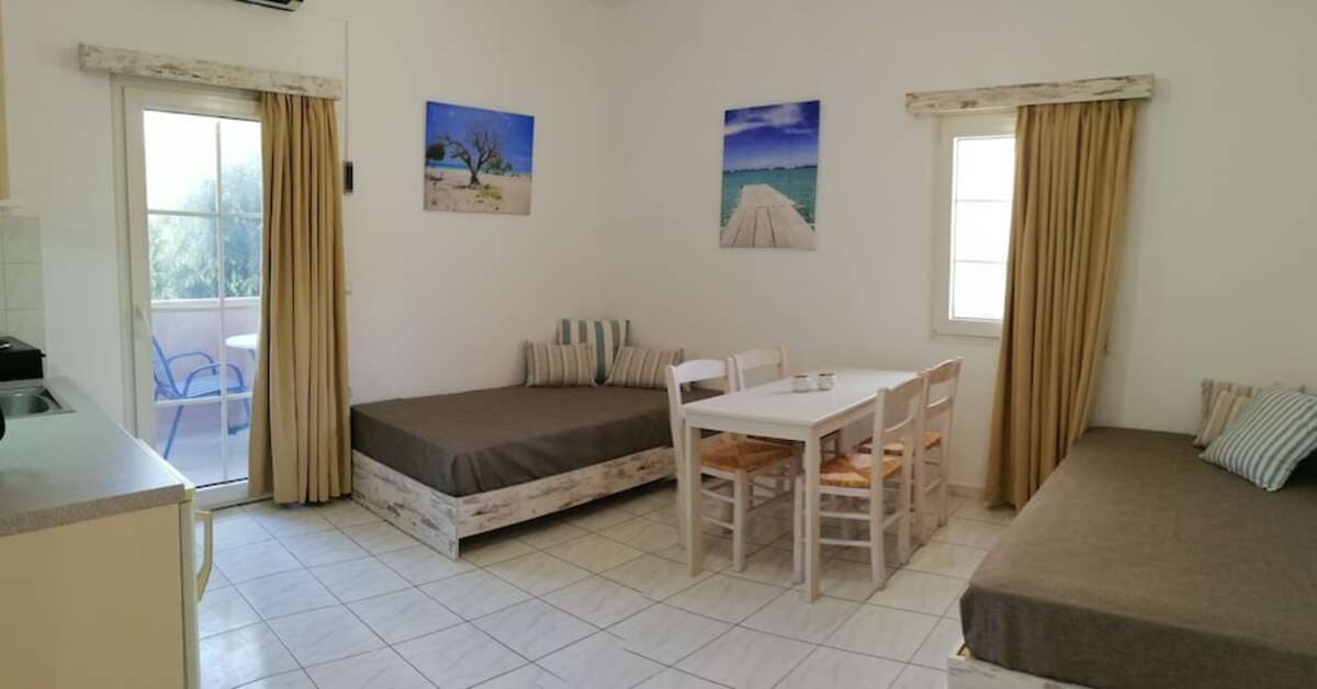Ein Foto Evina Rooms & Villas
