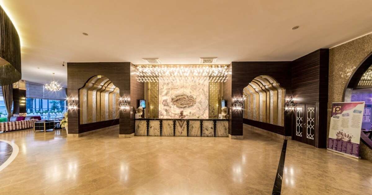 Een foto van het interieur van Prime Beach Hotel